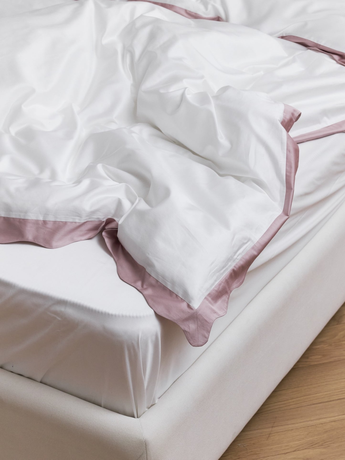 Rose dawn Bed set
