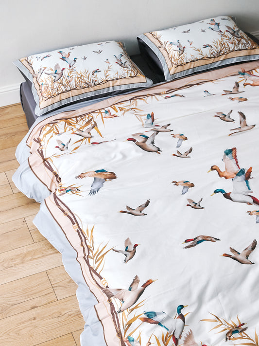 Hunter's morning Bed set