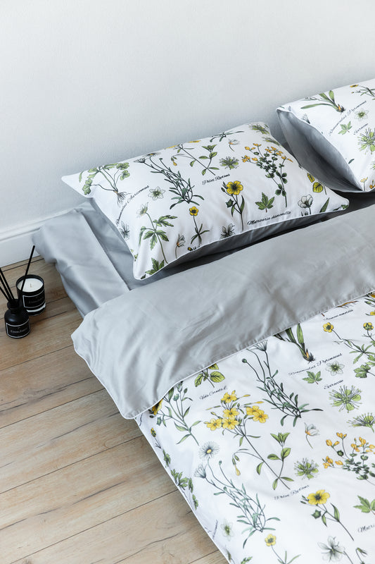 Herbal manuscript Bed set