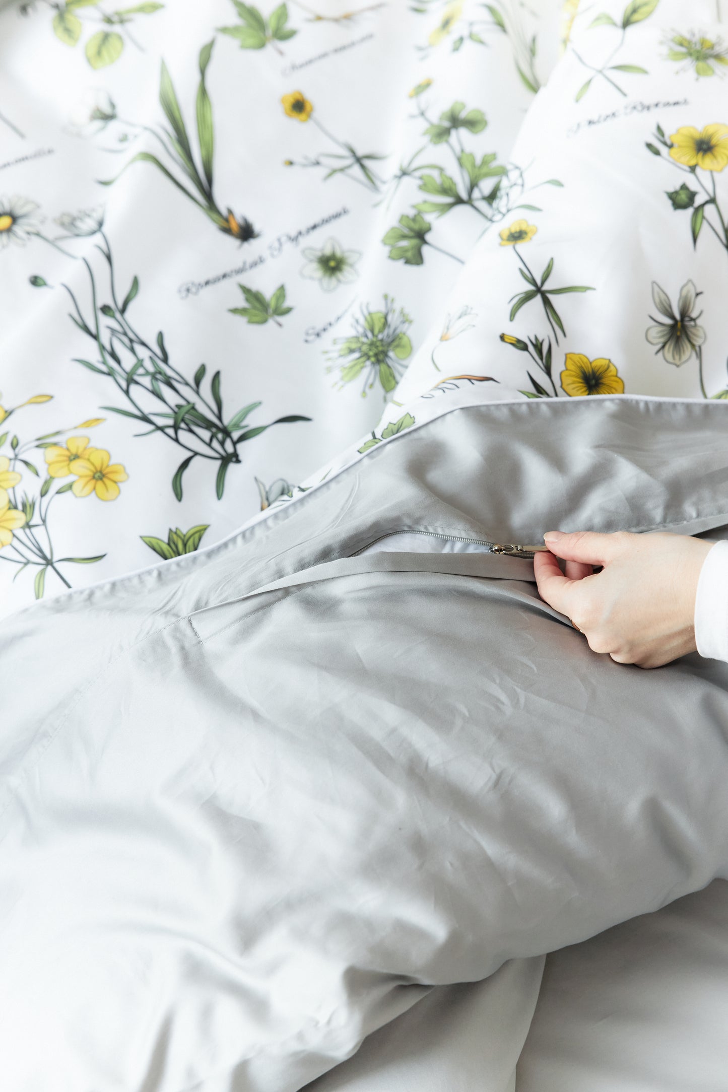 Herbal manuscript Bed set