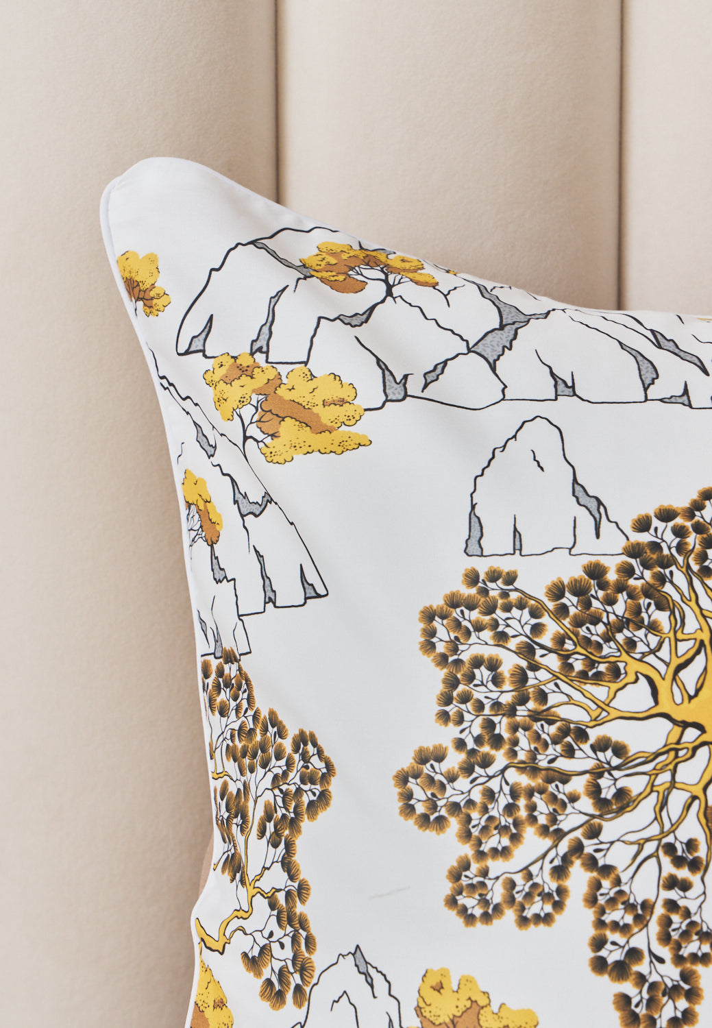 Amber heights Bed set