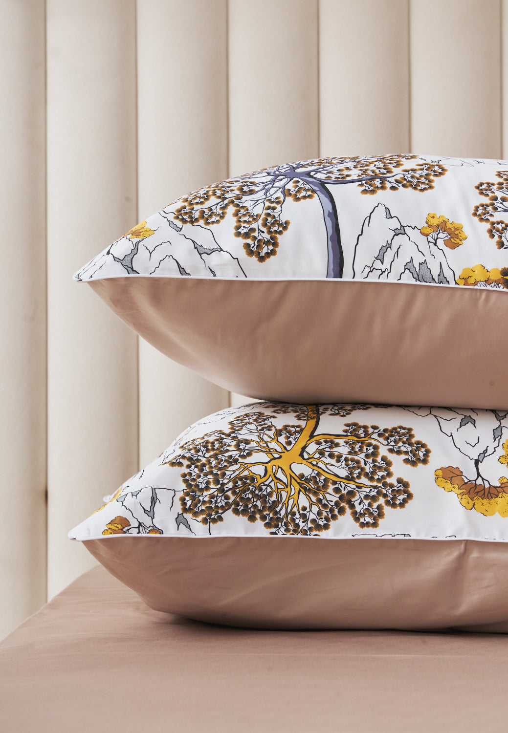 Amber heights Bed set