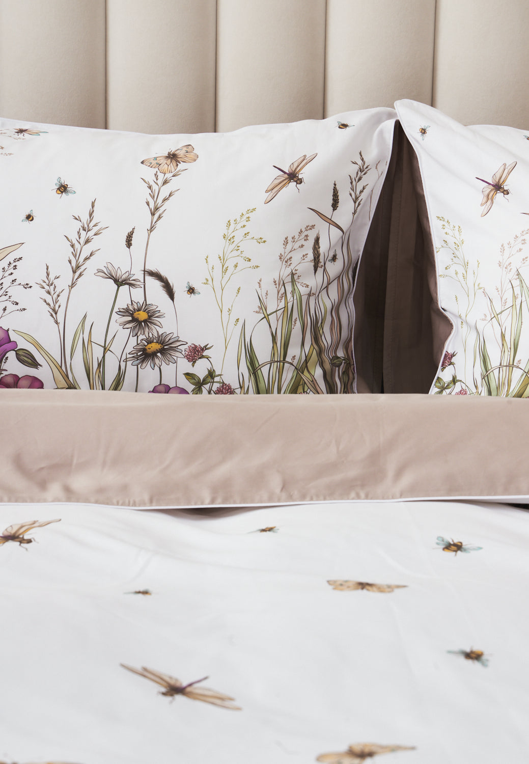 Garden at dusk Bed set