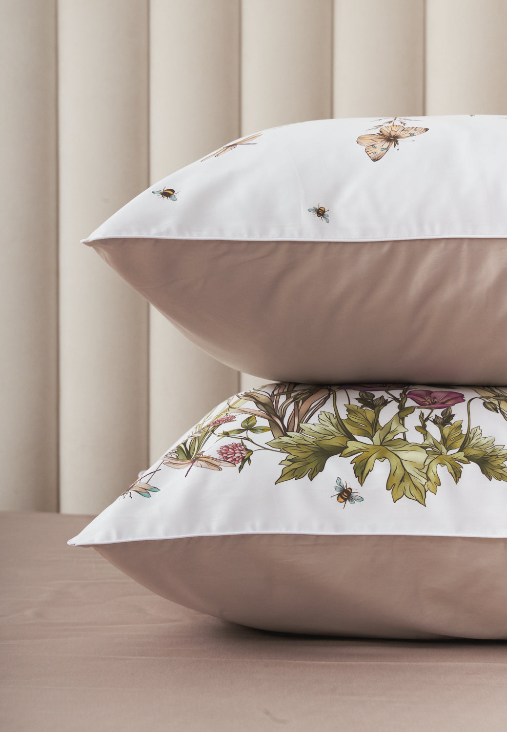 Garden at dusk Bed set