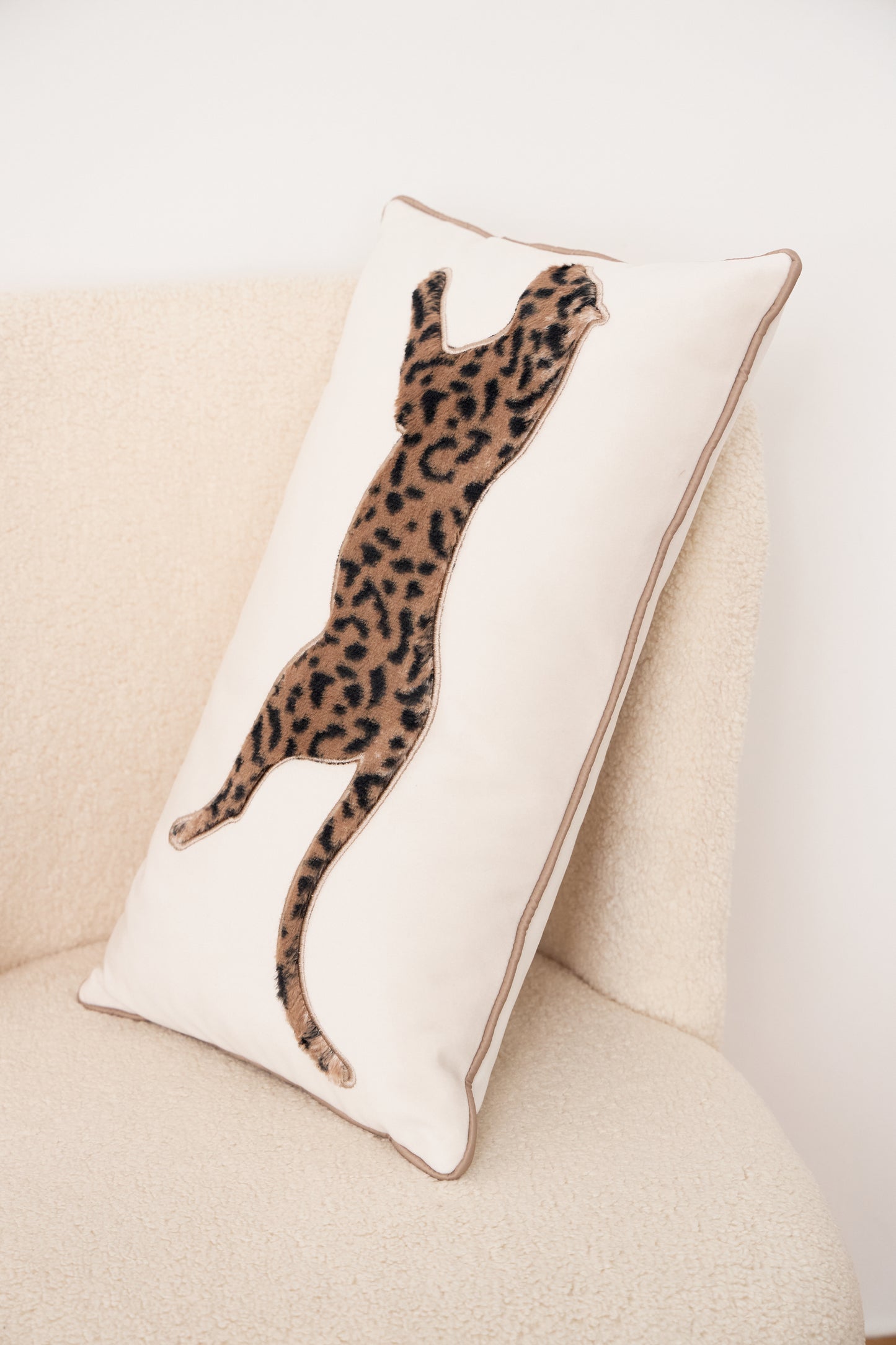 Chic sprint Decorative cushion