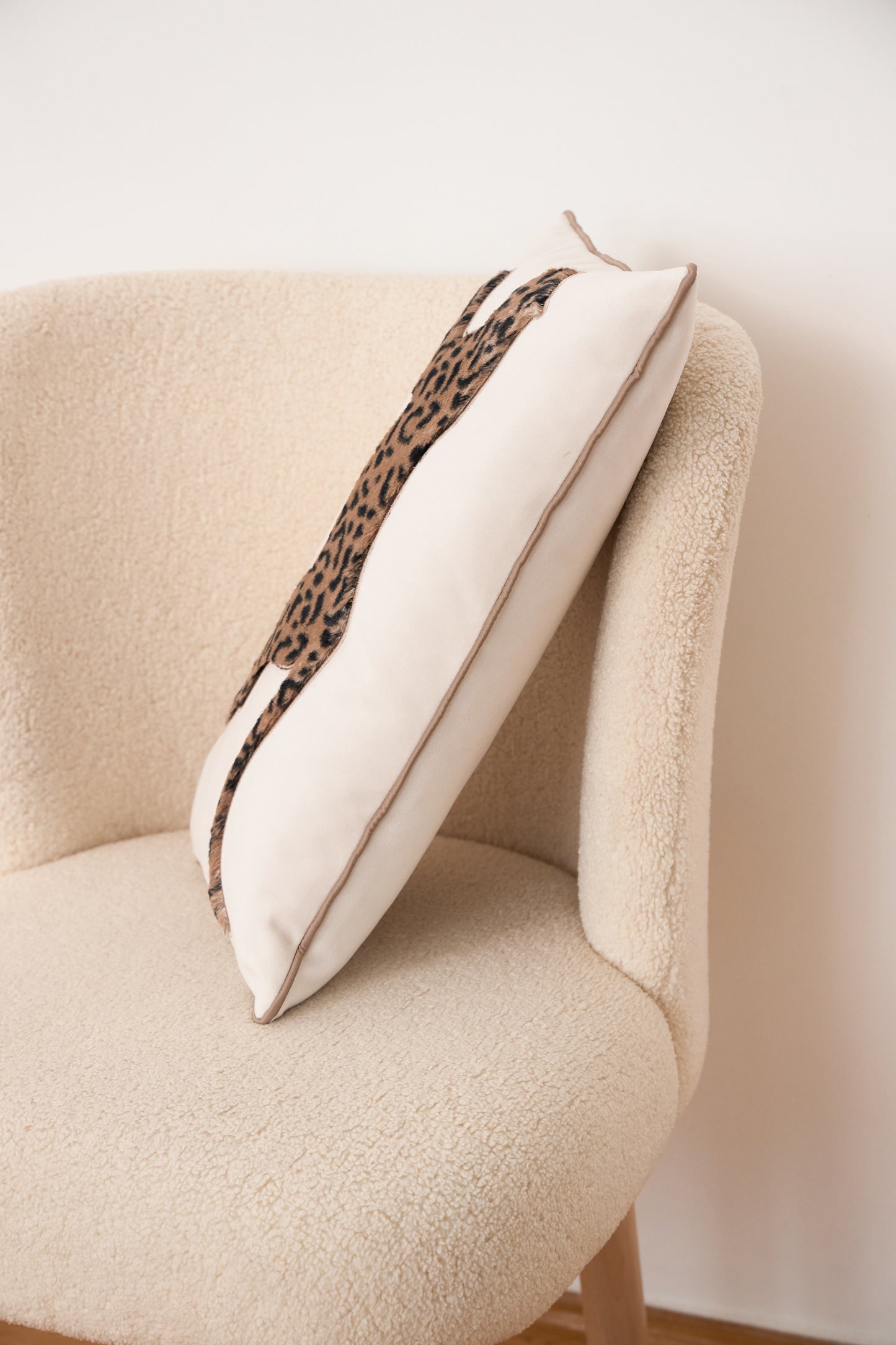 Chic sprint Decorative cushion