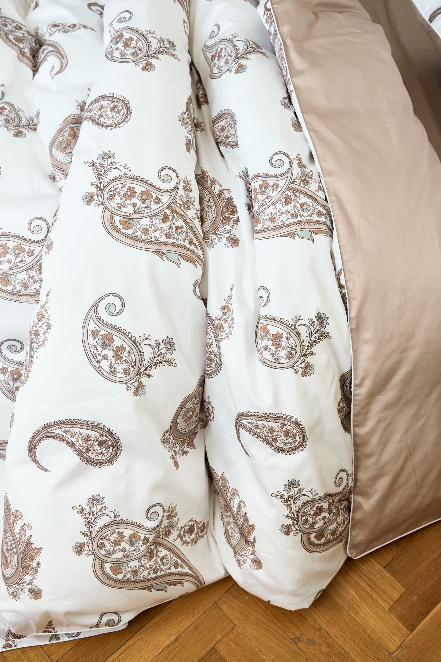 Tales of Persia Bed set