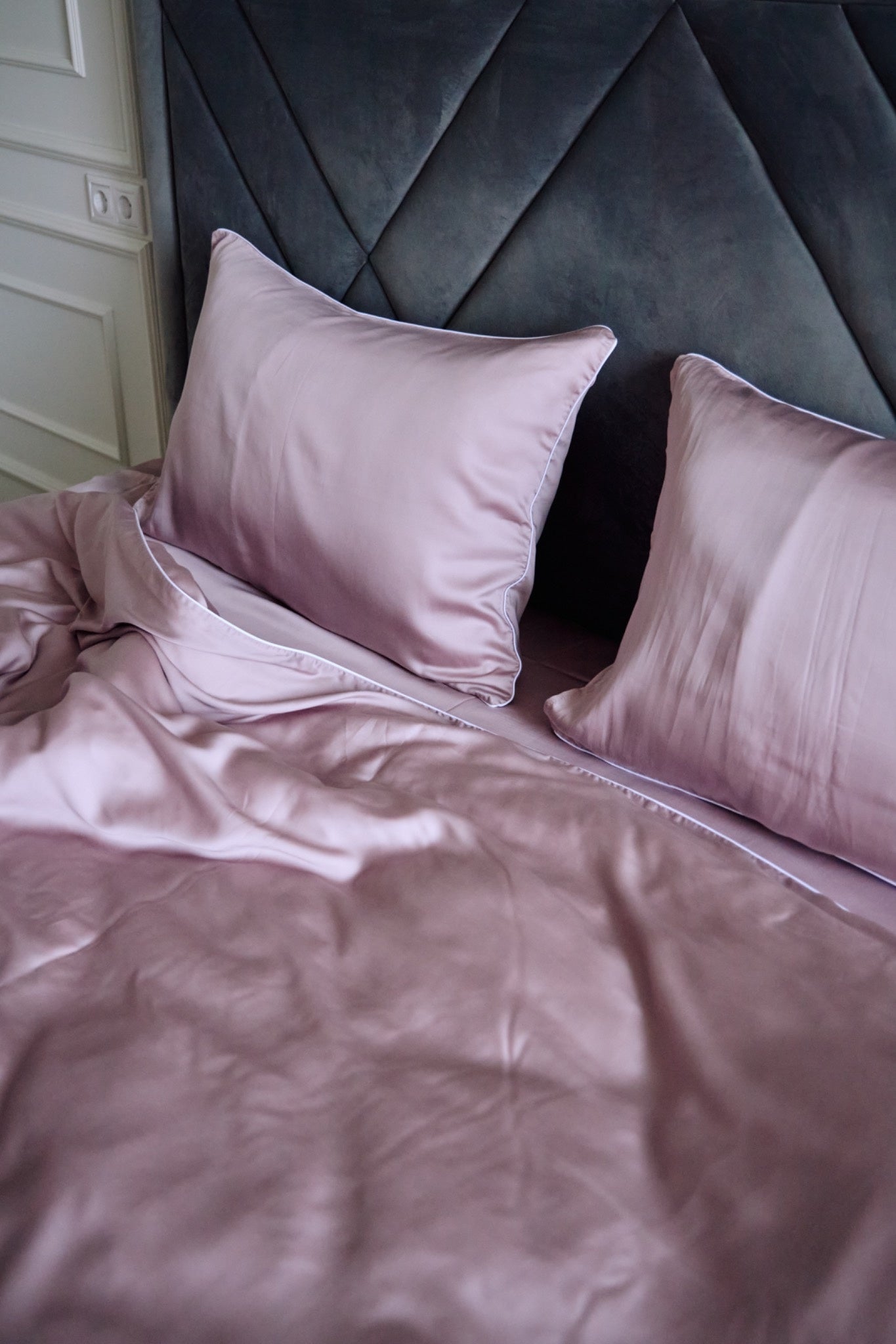 Blush veil Bed set