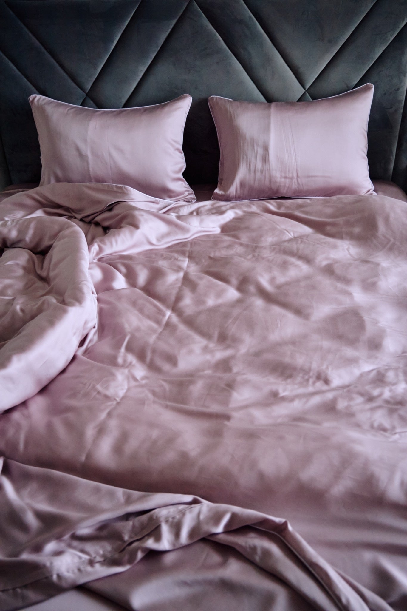Blush veil Bed set