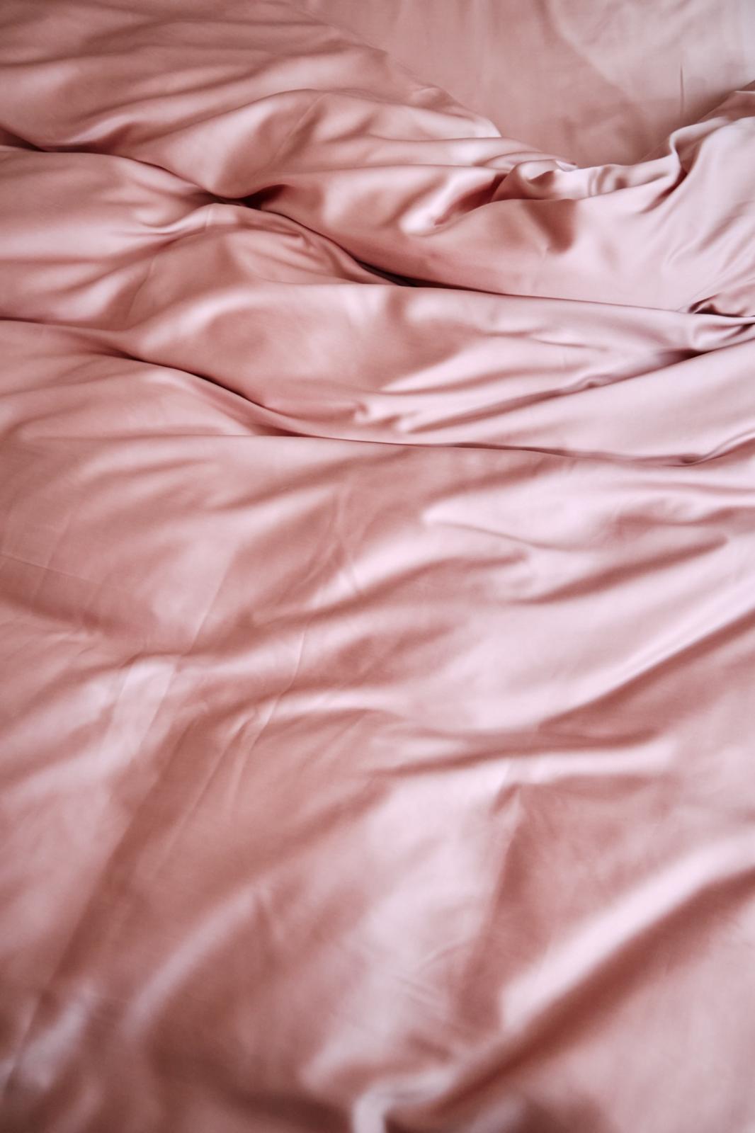 Golden peach Bed set