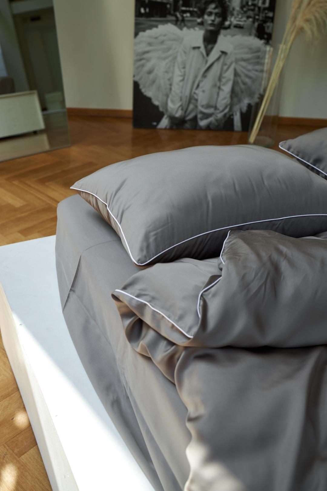 Steel calm Bed set