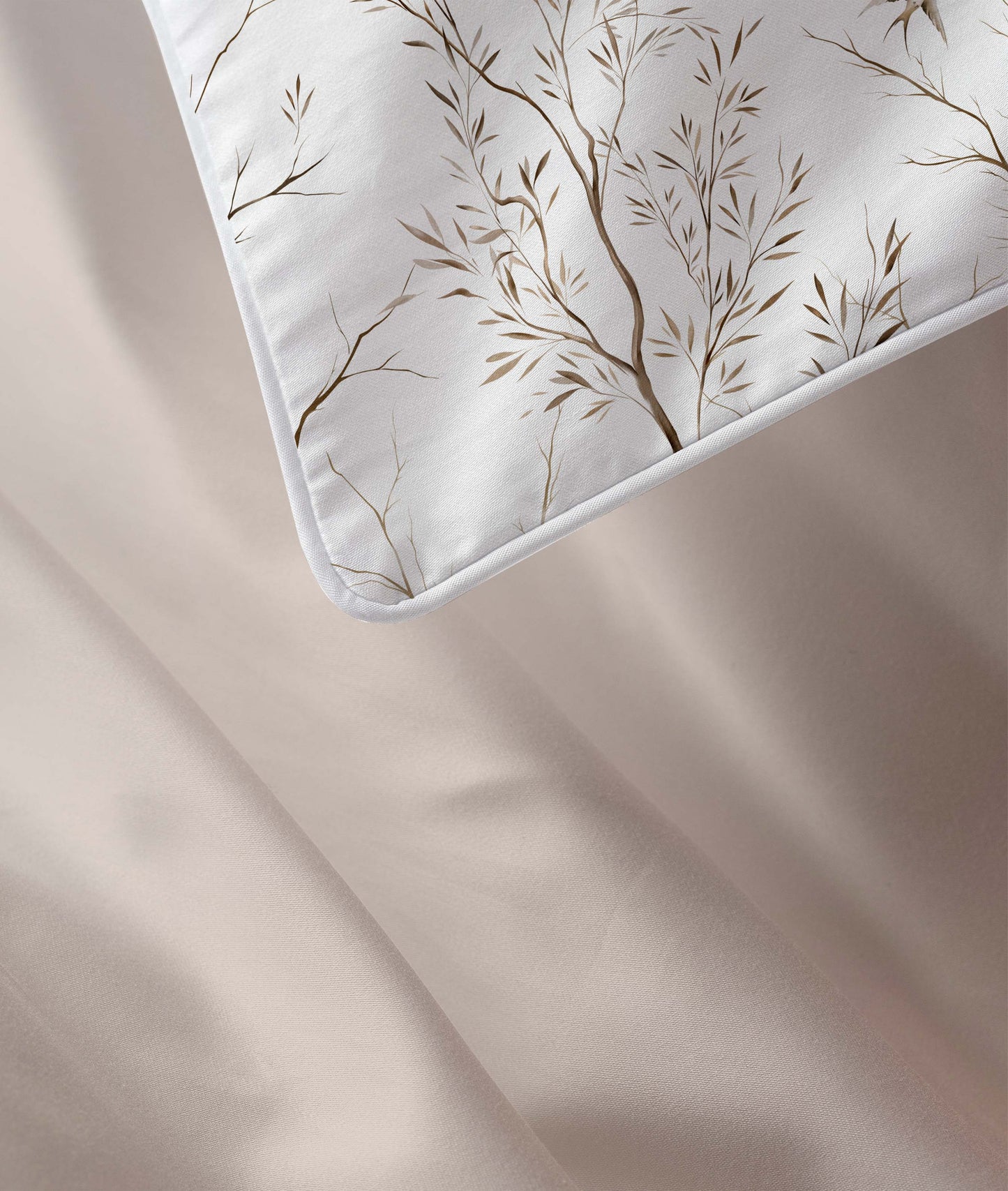 Whispering branches Bed set
