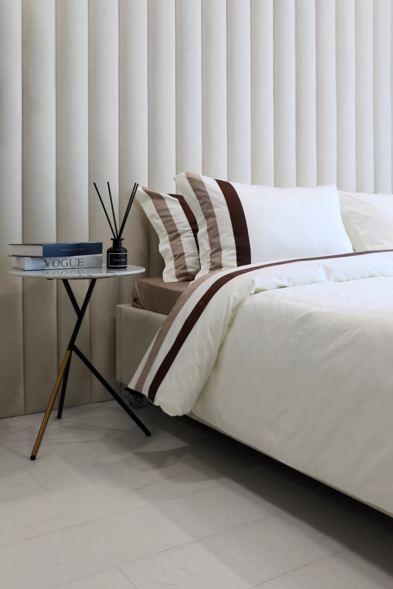 Qahwa lines Bed set