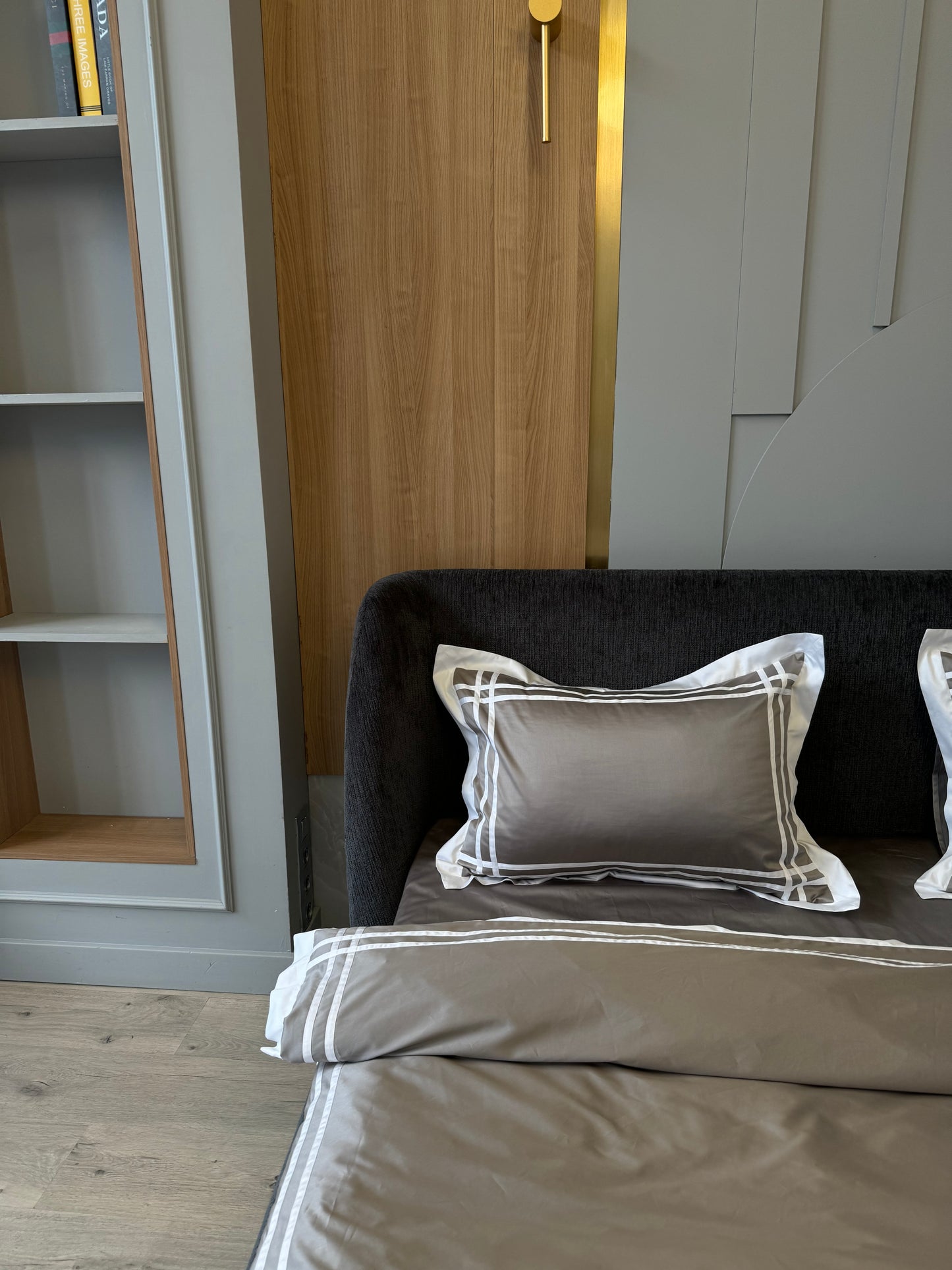 Cedar frame Bed set