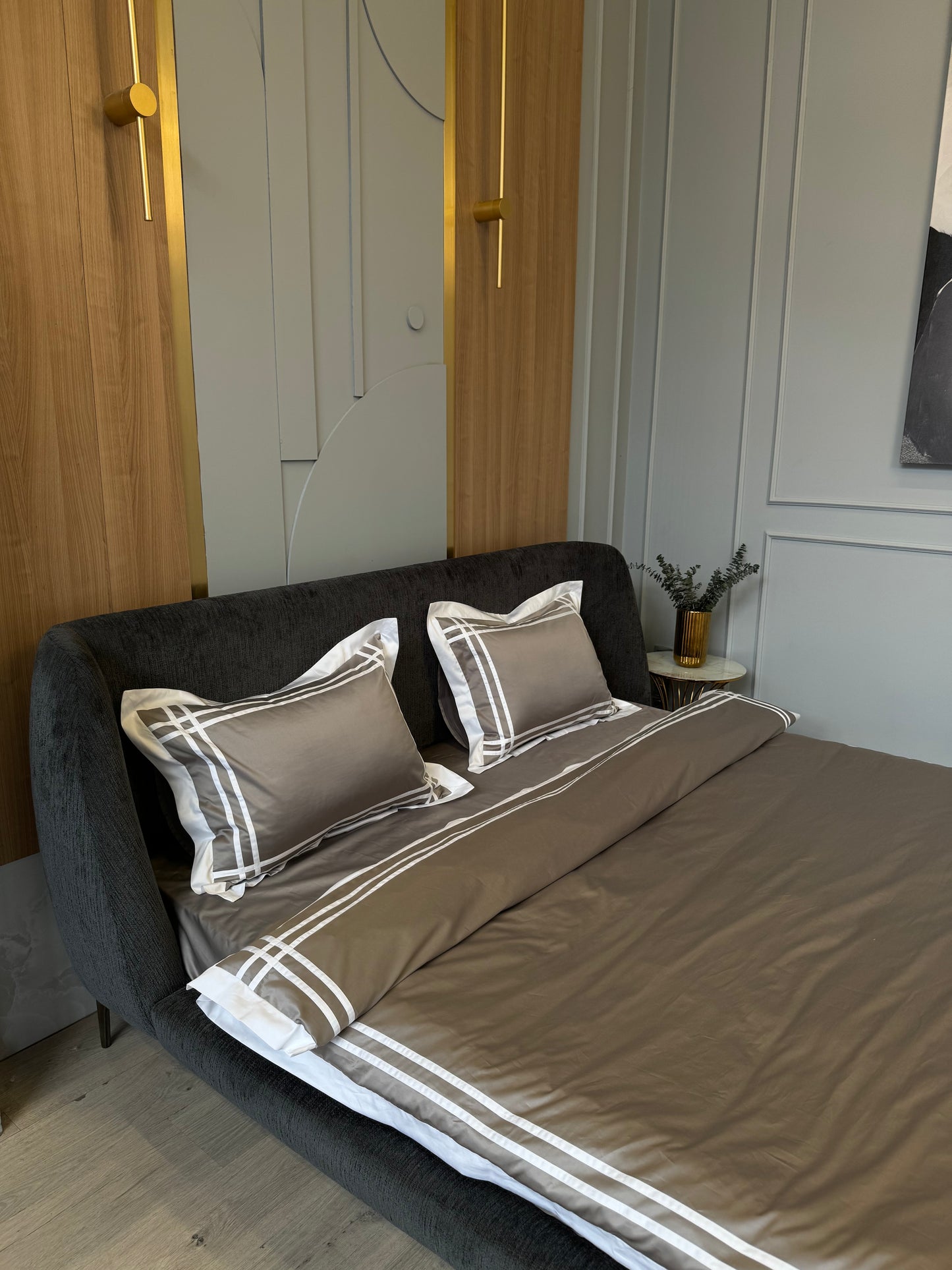 Cedar frame Bed set