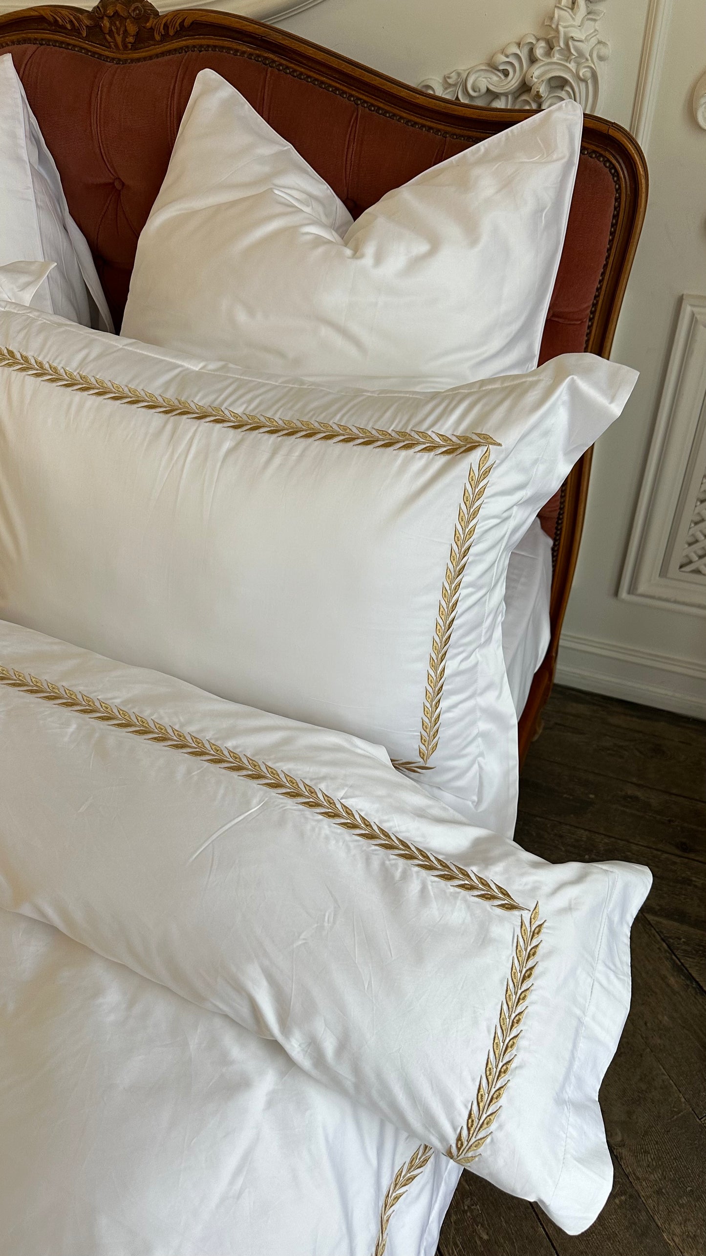 Golden palm Bed set