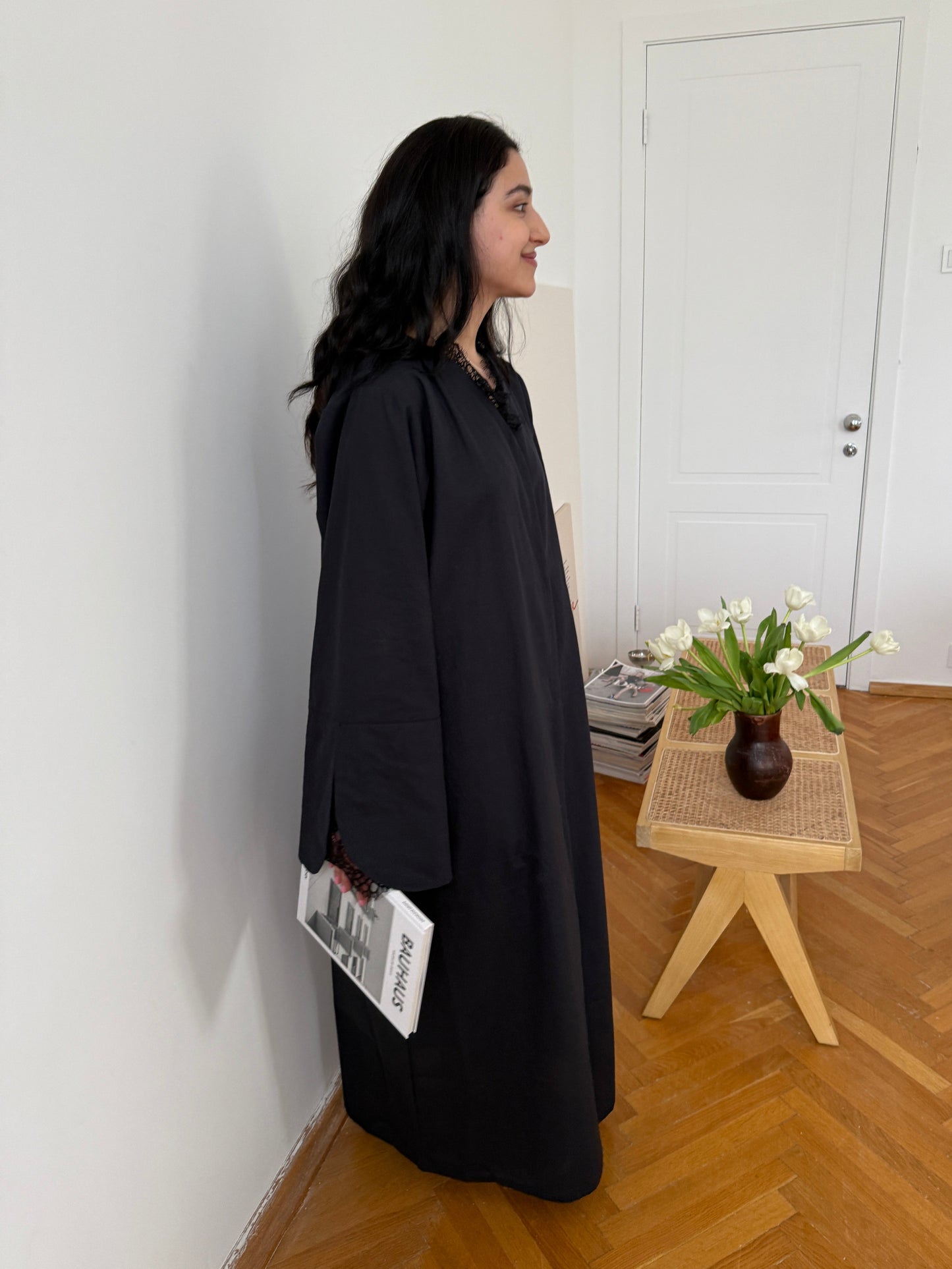 Midnight oud Open abaya