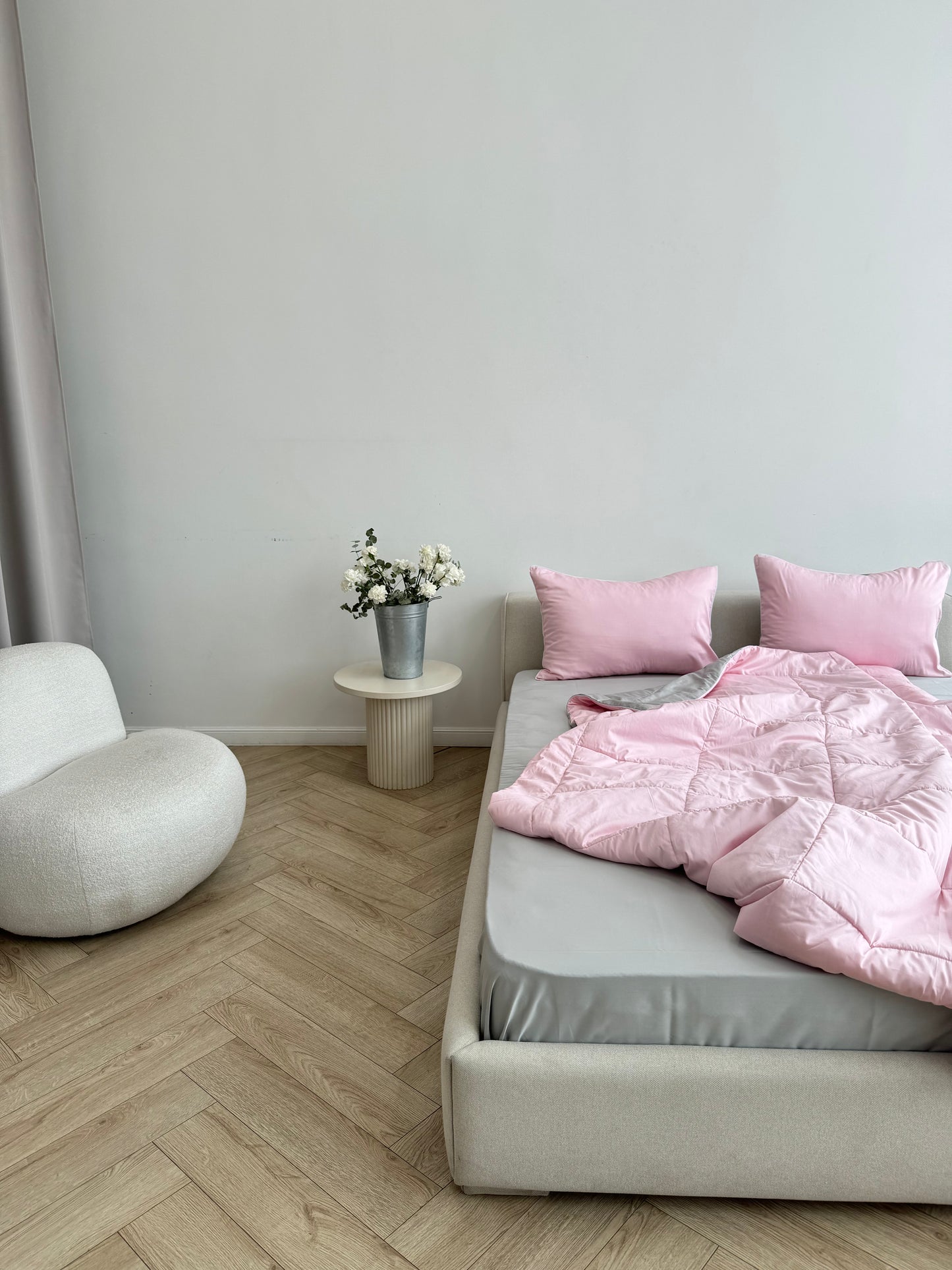 Blush cloud Bed set