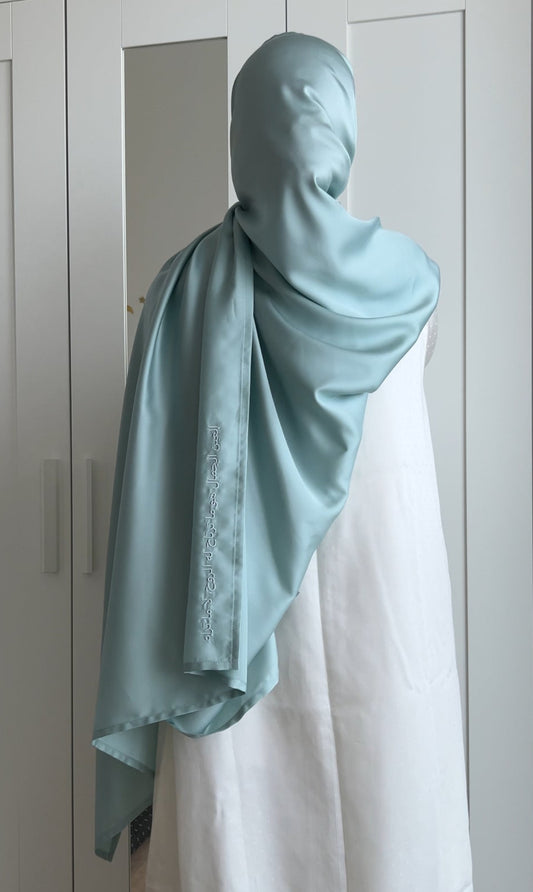 Whispered script Mint sheila