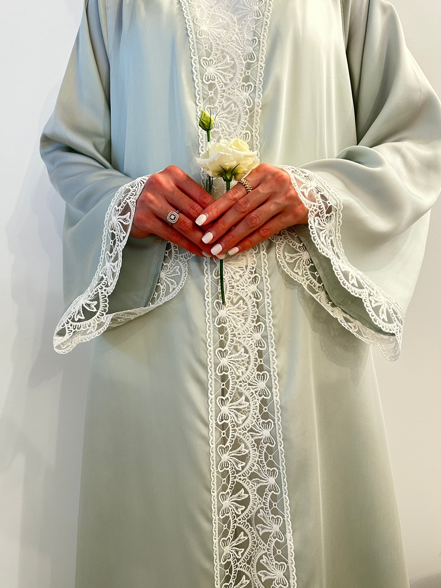 Matcha pearl Open abaya