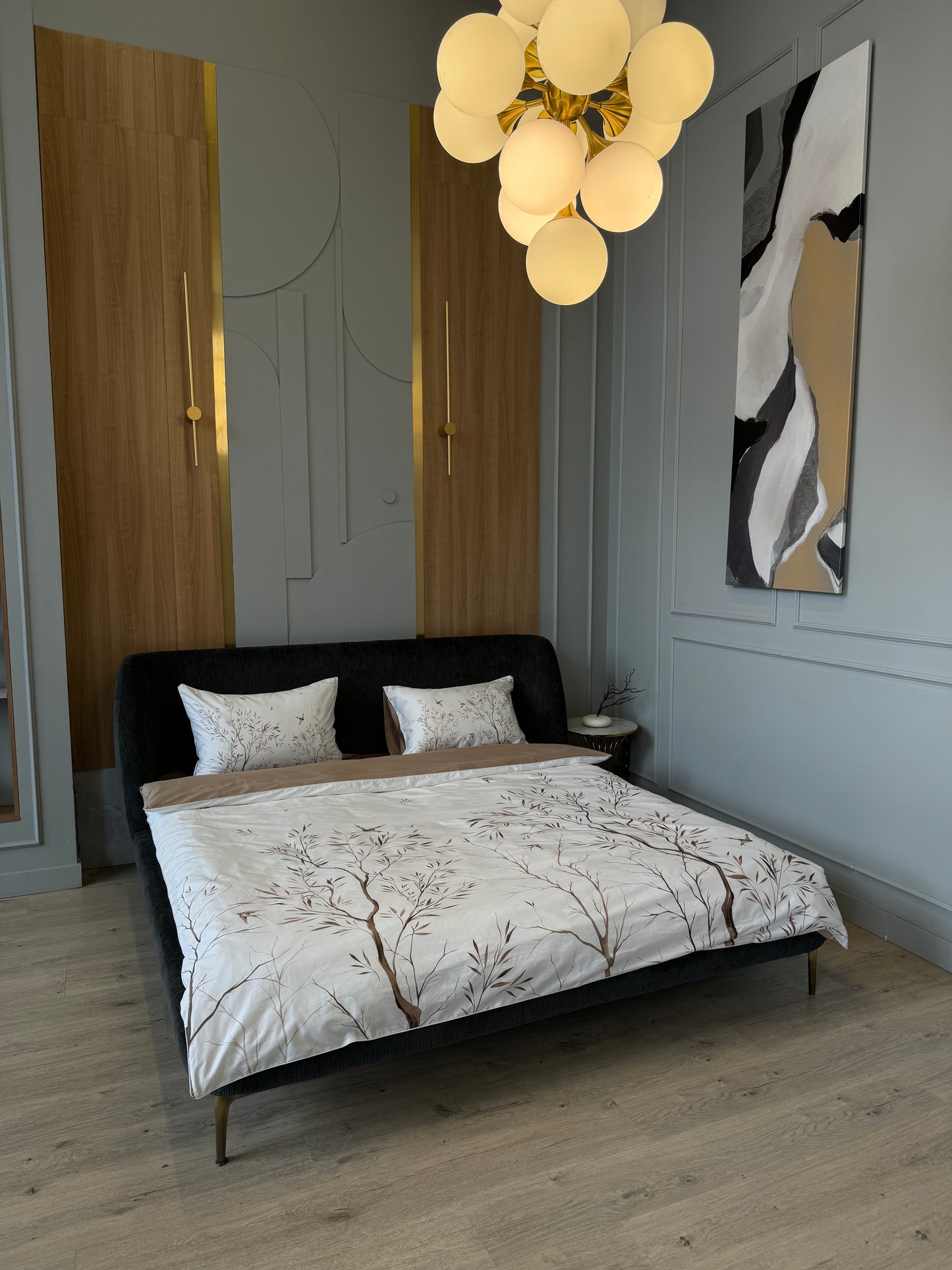 Whispering branches Bed set