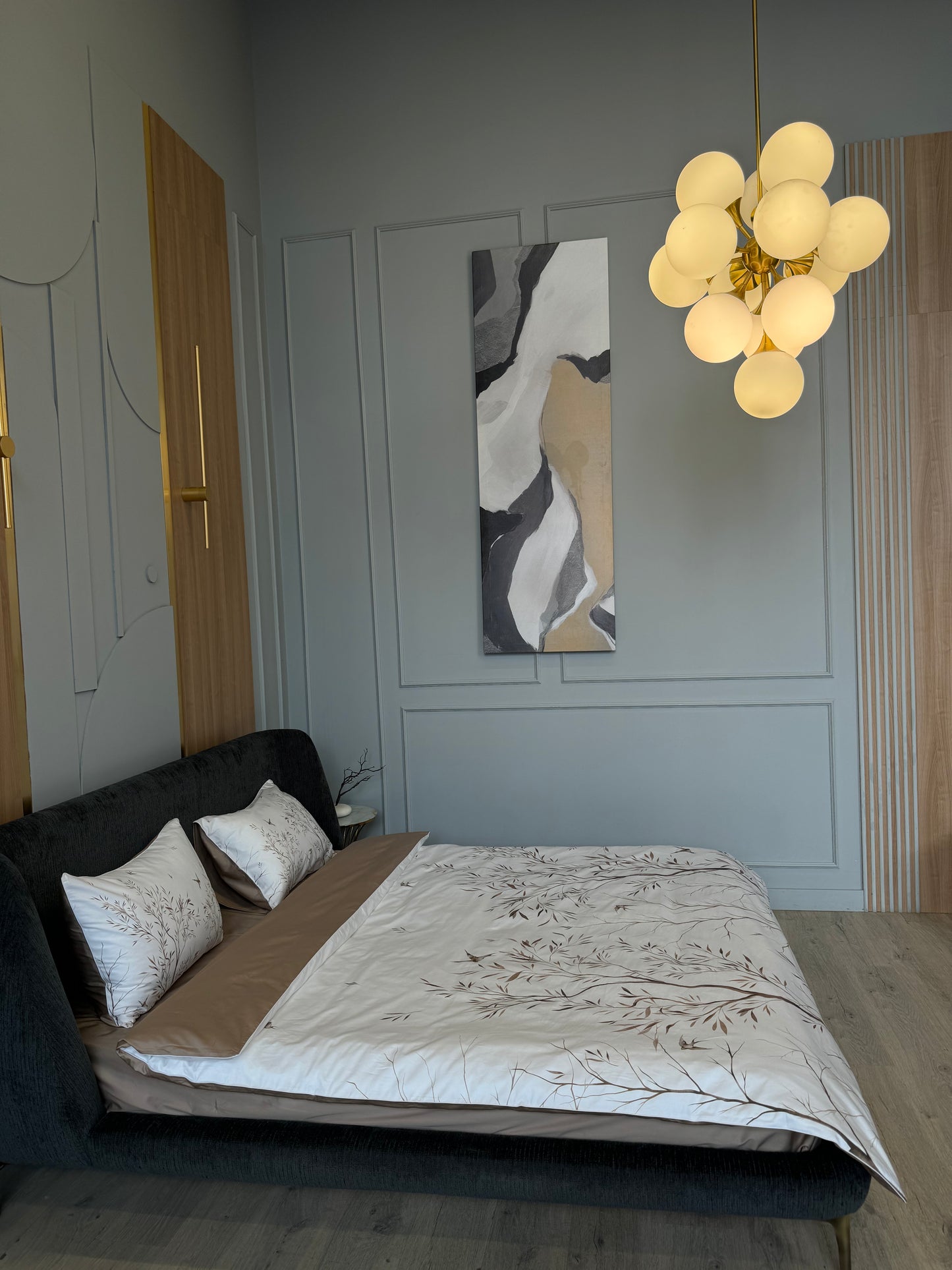 Whispering branches Bed set